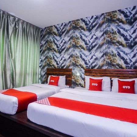Oyo 1119 Memoire Express Hotel Kuching Eksteriør bilde