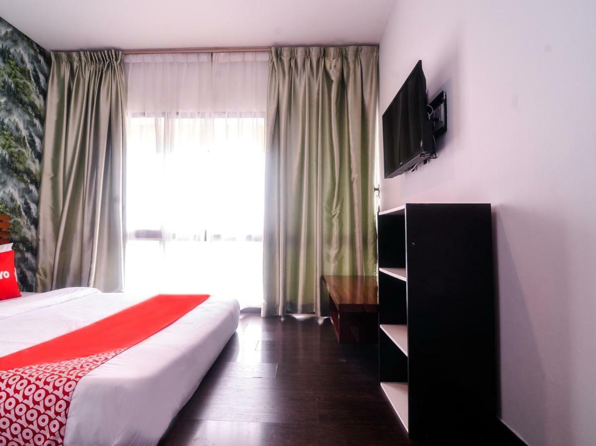 Oyo 1119 Memoire Express Hotel Kuching Eksteriør bilde