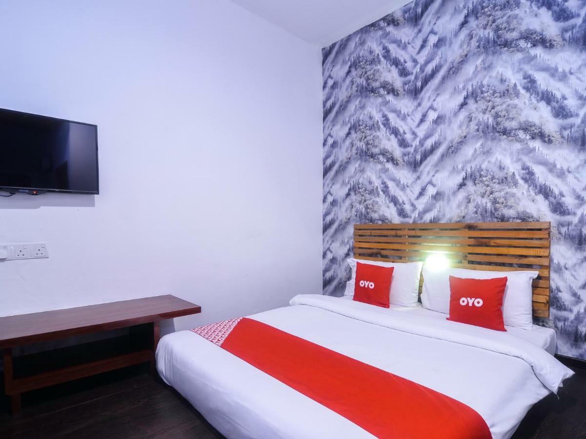 Oyo 1119 Memoire Express Hotel Kuching Eksteriør bilde