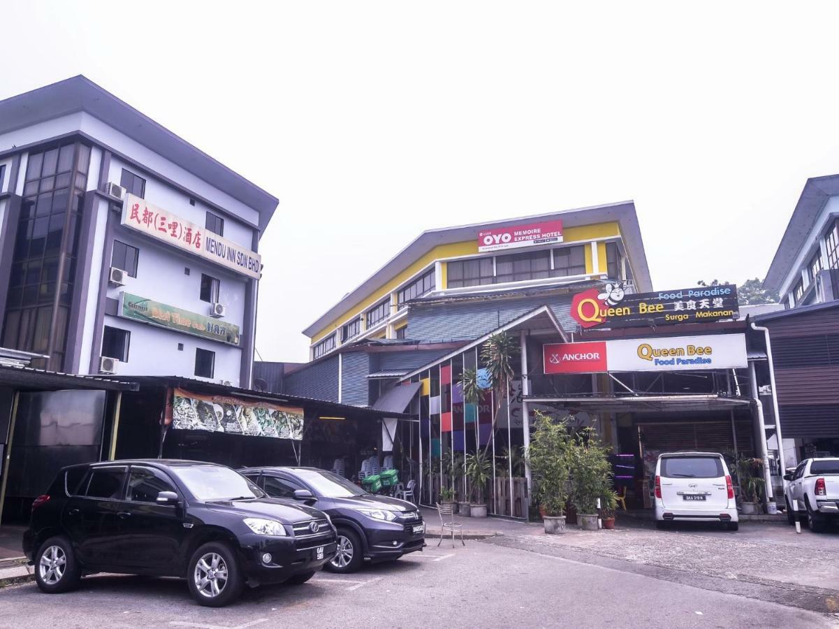 Oyo 1119 Memoire Express Hotel Kuching Eksteriør bilde